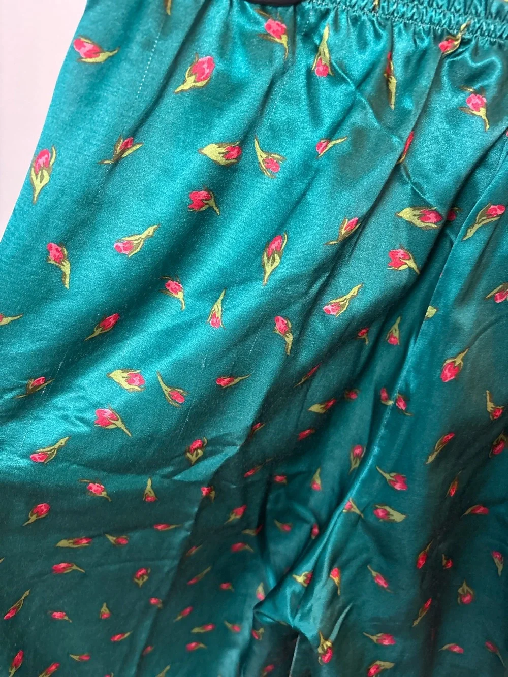 Kathryn soft green